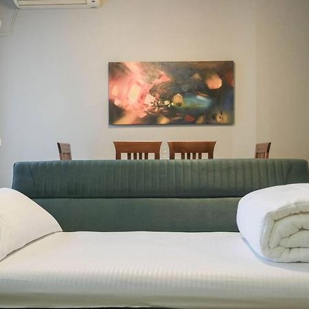 Staycation, City Center Apartment With Balcony Tirana Zewnętrze zdjęcie