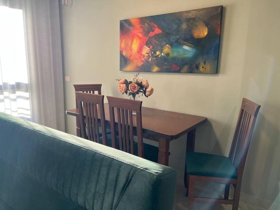 Staycation, City Center Apartment With Balcony Tirana Zewnętrze zdjęcie